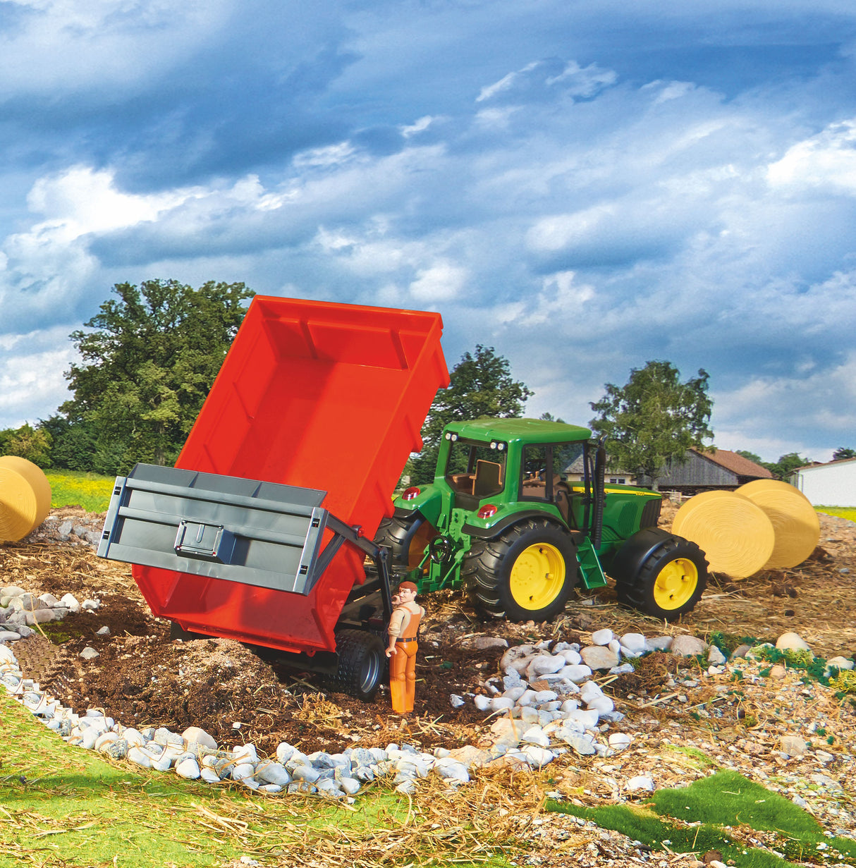 Tipping trailer with automatic tailgate - Farm Toy