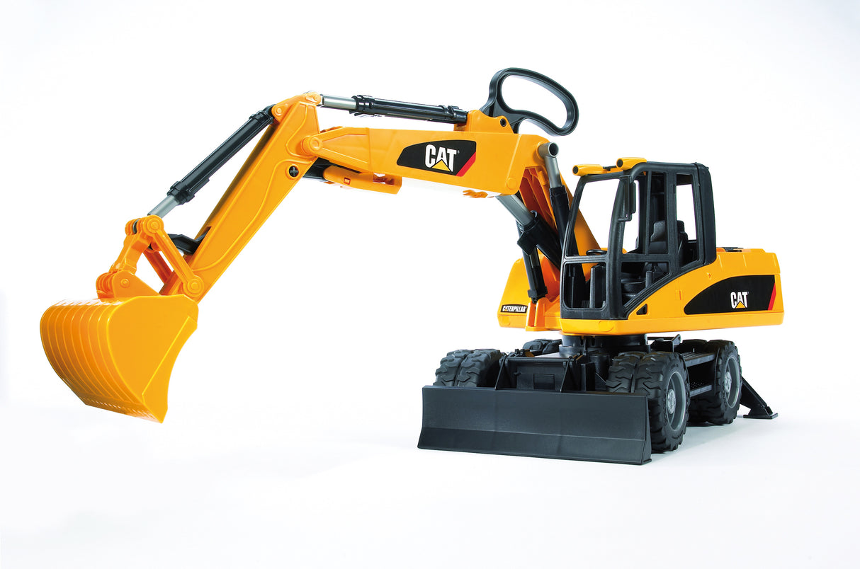 Cat® Wheeled excavator - Farm Toy