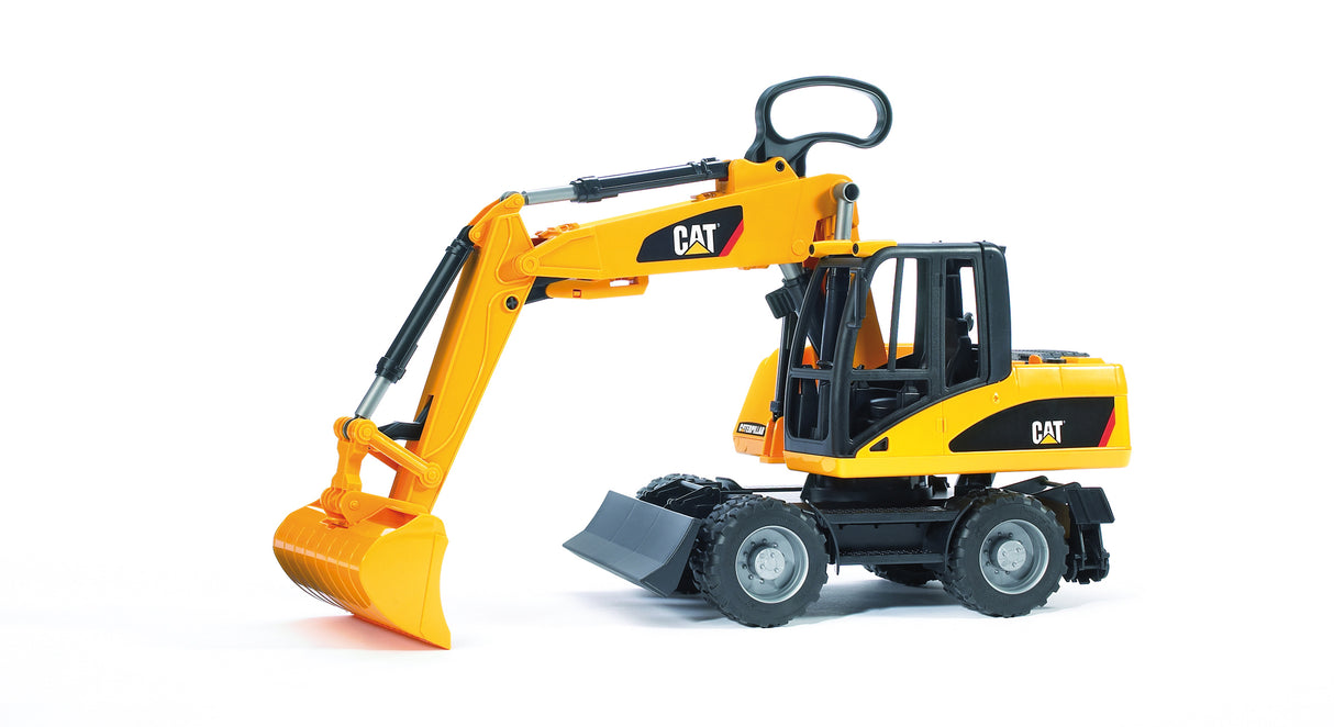 Cat® Wheeled excavator - Farm Toy