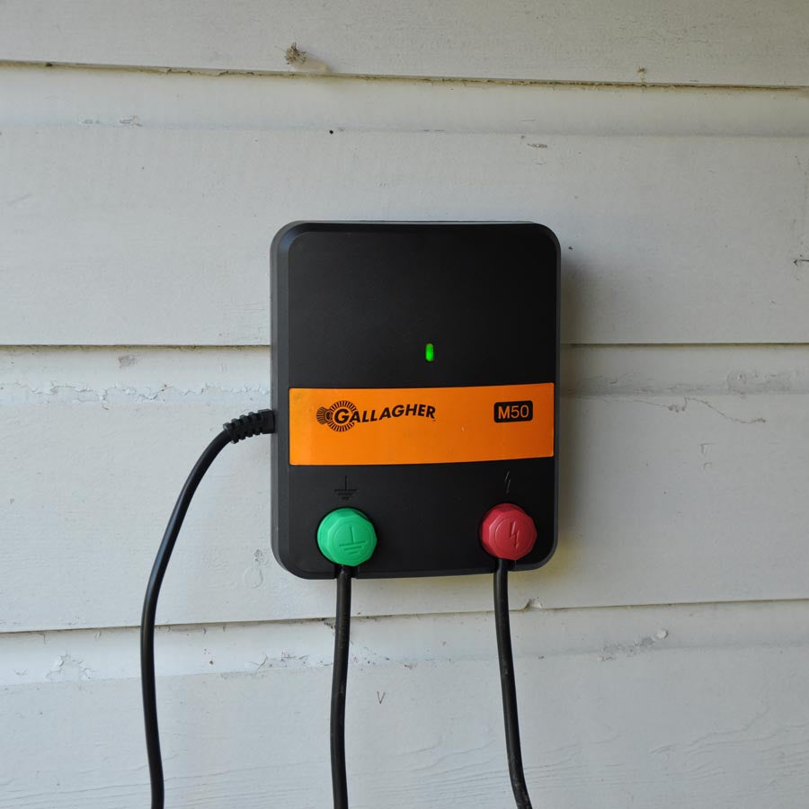 Gallagher M50 Mains Electric Fence Energiser - 230volt 0.5 joule | ST |