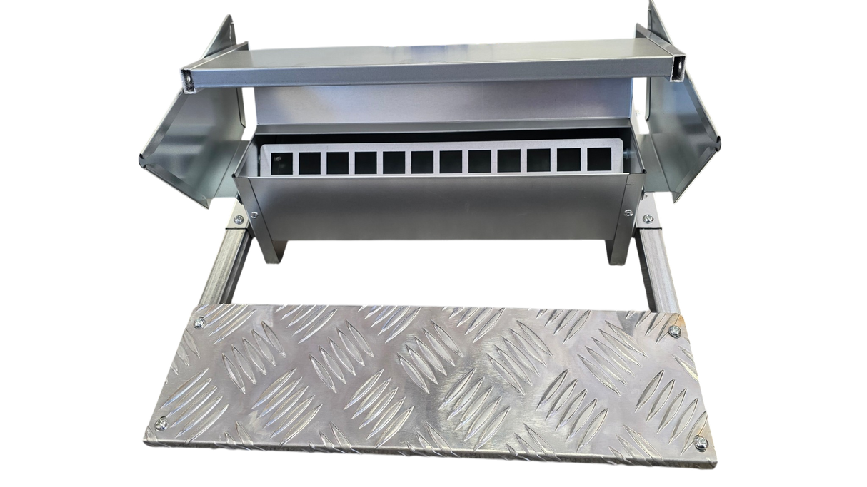Heritage Galvanised Indoor Treadle Chicken Feeder 11kg | Rat Proof