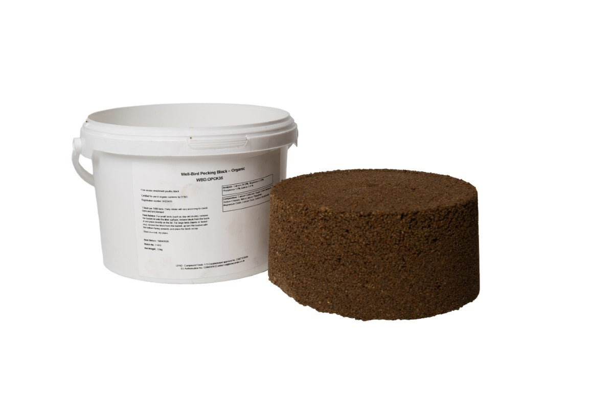 Well Bird Organic Pecking Block - Organic Pecker Blocks for Chickens 3.5kg