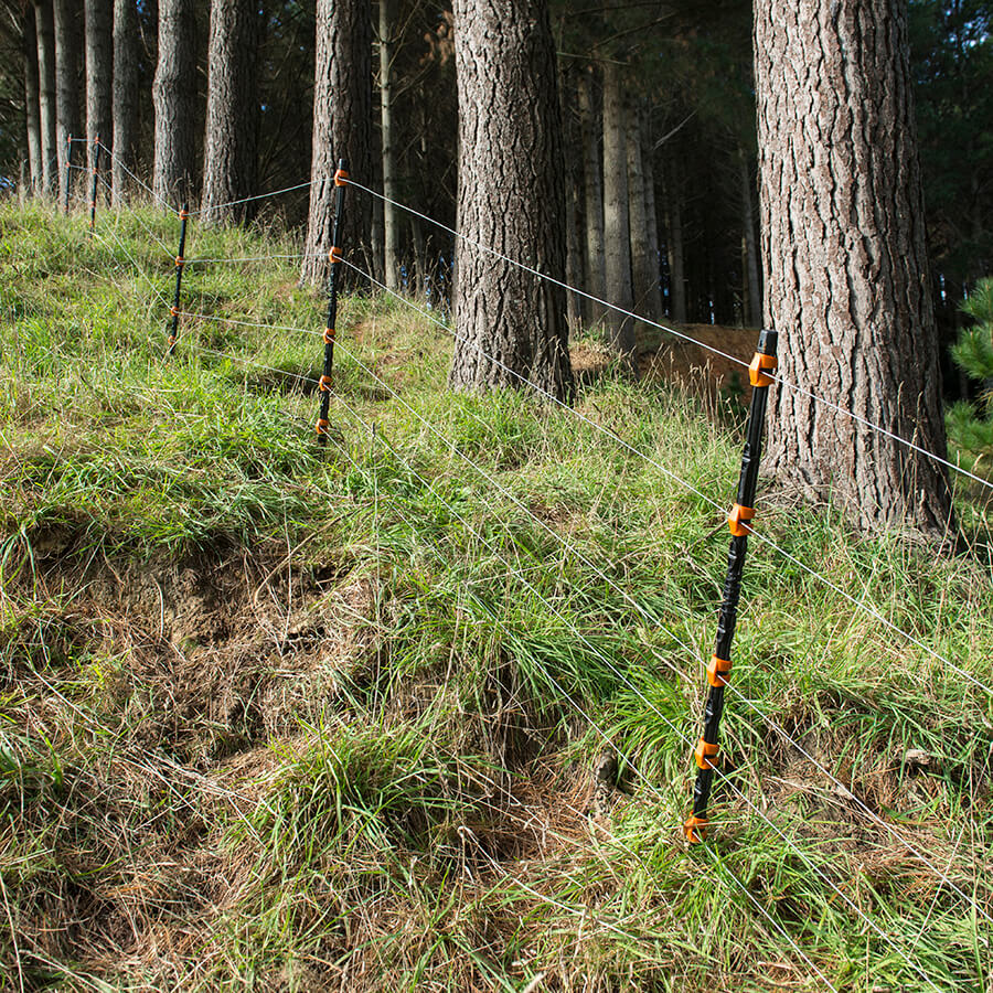 Gallagher Electric Fence Insulated Line Post for sheep and cattle 1.40m (Pack of 4)