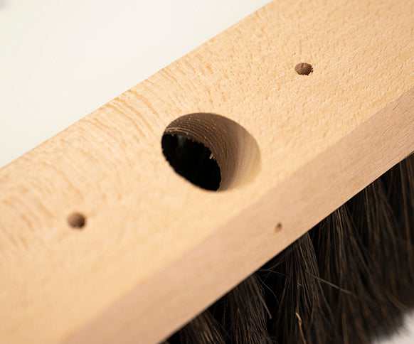 24" Medium Gumati Fibre Platform Broom
