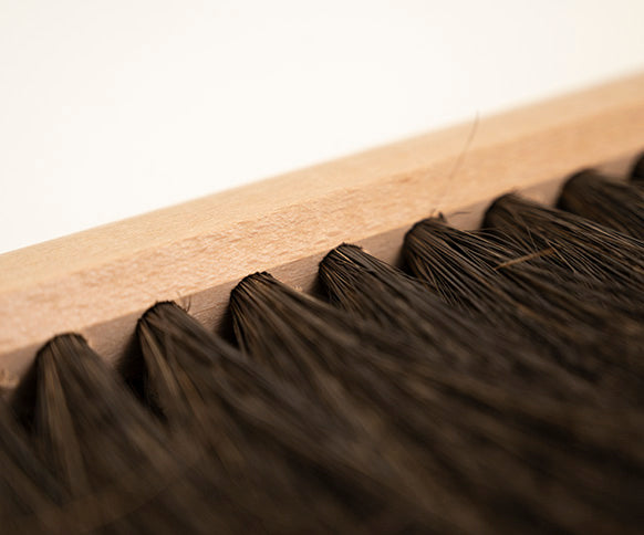 24" Medium Gumati Fibre Platform Broom