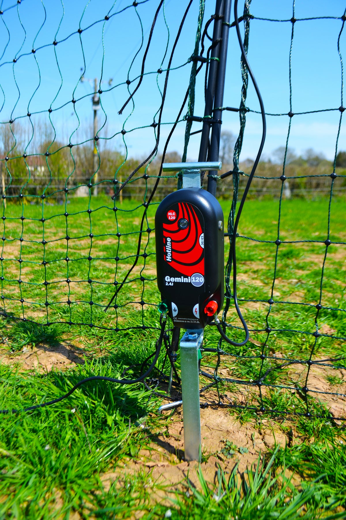 Hotline Gemini 120 Energiser | Battery or Mains Powered