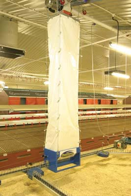 Chain feeder tower bag