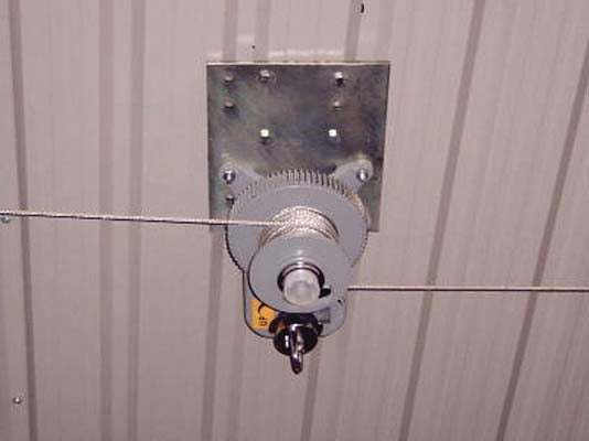 Capstan Winch H-3500 for lifting suspended feeders and drinkers in poultry houses