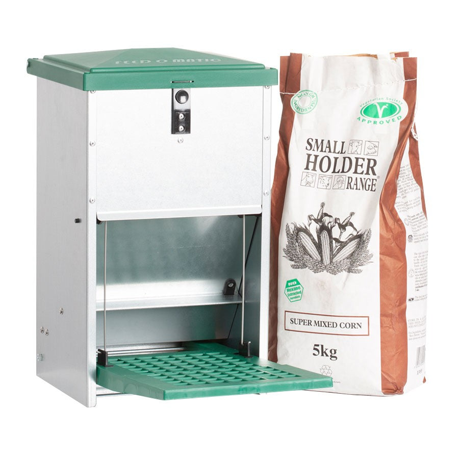 Treadle Feeder - 8kg Capacity - with 5kg of Mixed Corn