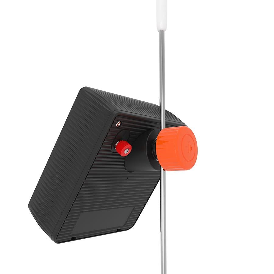 Gallagher S12 Solar Powered Electric Fence Energiser/Charger incl 3.2V Lithium Battery | ST |